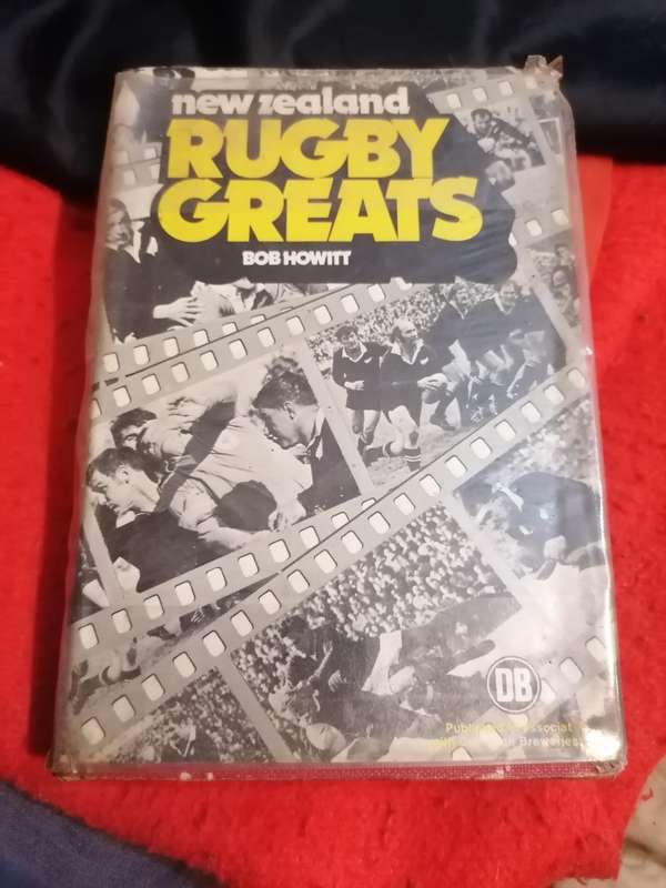 NEW ZEALAND RUGBY PLAYERS BOOK