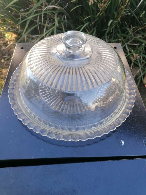Beautiful Vintage Brocante French Glass Large Cake Dome