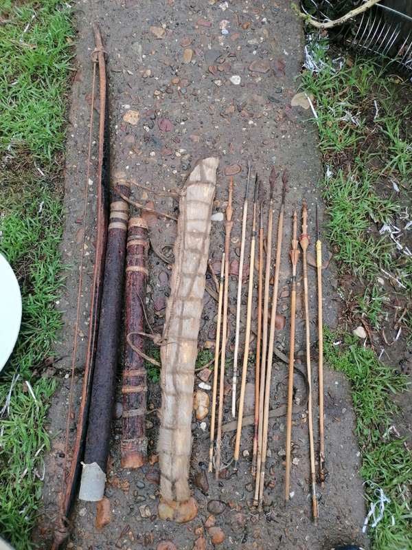 Vintage Bushmen bow and arrows with interesting hand carved spearhead