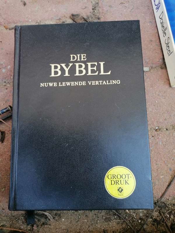 NLV GROOTDRUK BYBEL