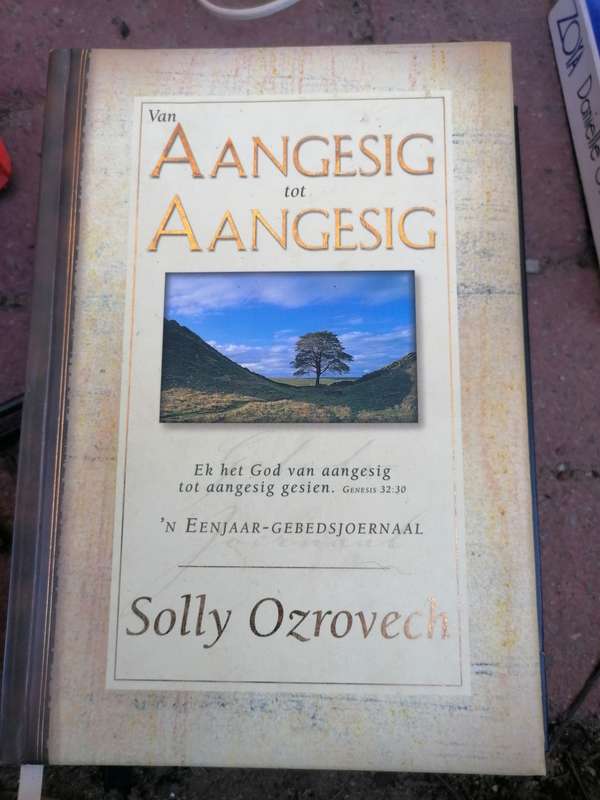 Van aangesig tot aangesig 'n eenjaar-gebedsjoernaal Solly Ozrovech