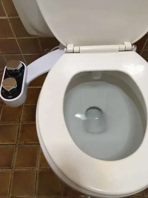 COLD WATER DUAL NOZZLE BIDET ATTACHMENT - SAVE 80% ON TOILET PAPER USAGE