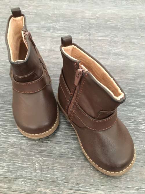 New Stock : Gorgeous ZARA Leather Baby Boots