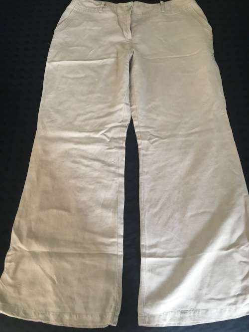***HELLO GORGEOUS : RELAXED FIT TRUWORTHS LINEN PANTS***