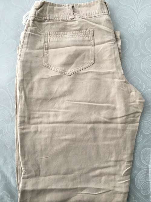 ***HELLO GORGEOUS : RELAXED FIT TRUWORTHS LINEN PANTS***