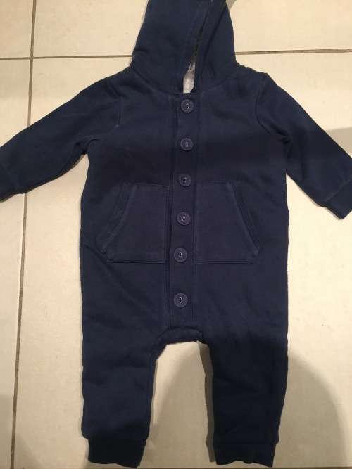 ***75% Off - Just Unpacked - Padded Baby Grows **SAVE 500.00