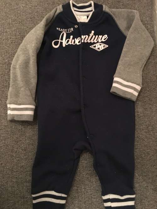 ***Christmas Gifting Specials - 75% Off all Retro Baby grows***