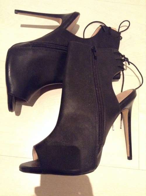 ***Summer Sale - 75% Off Christmas Special - New Stock Arrived : Sexy Peep Toe Heels***