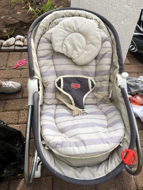 ***Warehouse Clearance Sale : Amazing Tiny Love Cozy Rocker, bed or chair  ***