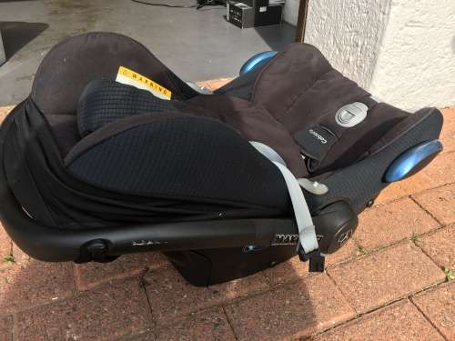 Warehouse Clearance - 80% Off The Maxi Cosi CabrioFix Seat