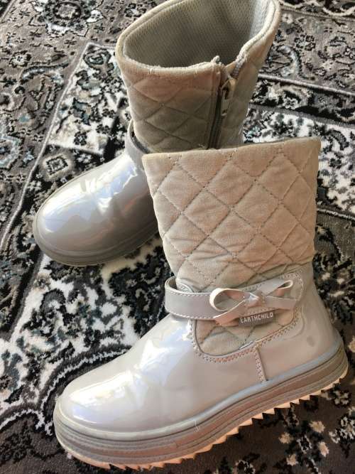 ***EarthChild Markdowns - Amazingly low prices on EarthChild Boots***
