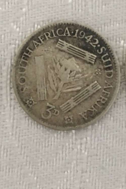 FLASH SALE - EXTREMELY RARE 1942 SILVER 3D SA COIN ***EXCELLENT CONDITION***