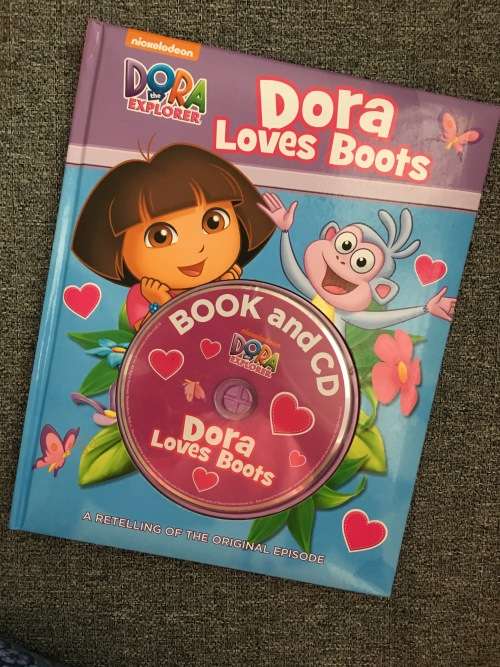 Lovely Dora the Explorer Book with CD Set