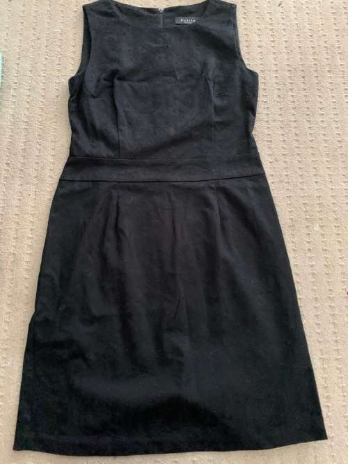 **March Sale : Gorgeous Paisely self print Edgars Dress**Free Shipping on orders over R500
