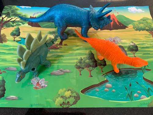 **80% Off Sale : Lovely Boys Pack of 3 Dinosaurs**