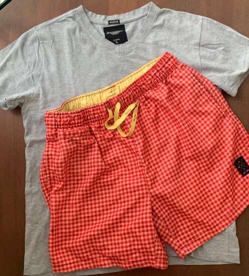 NEW STOCK UNPACKED : STUNNING TOP WITH CASUAL SHORTS