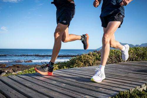 **Month End Flash Sale : Stunning Unisex New Balance Takkies**