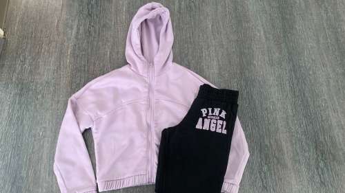 **80% off this gorgeous 2 piece tracksuit**