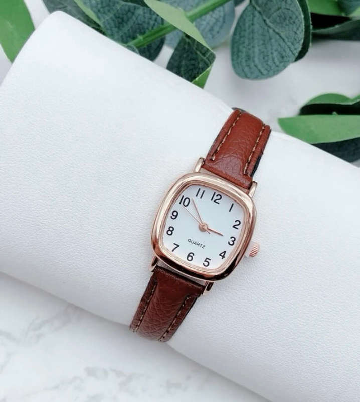**Black November clearance Sale :  80% off gorgeous Leather watches**