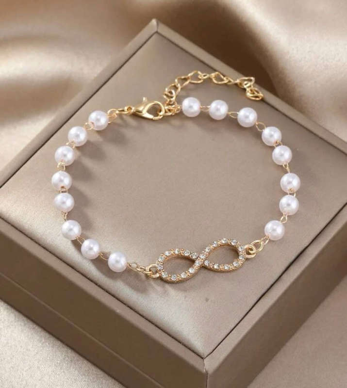 **Black November: 60% off Lovely Ladies Bracelet**