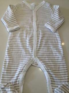 winter Warmers : unisex babygrows