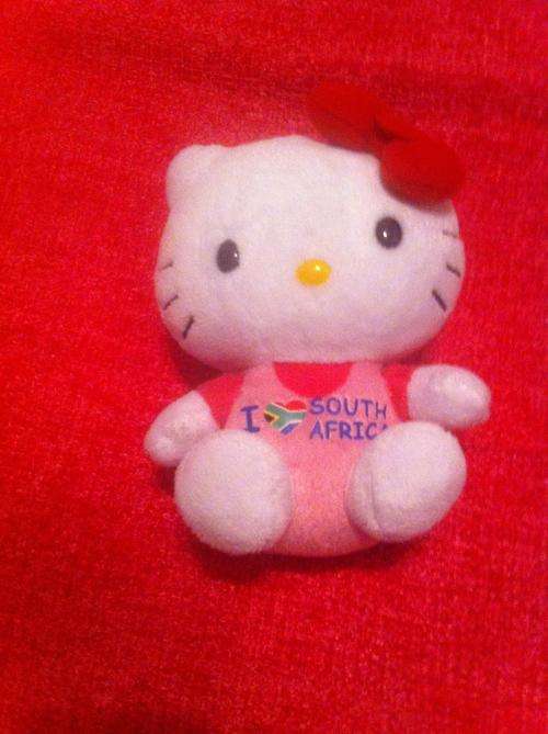 REDUCED TO CLEAR :  HELLO KITTY TEDDY