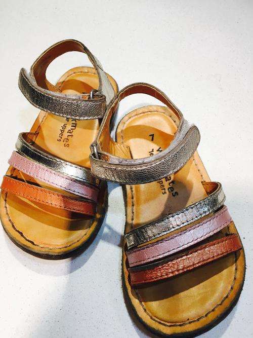 REDUCED TO CLEAR  : Genuine Leather Sandles