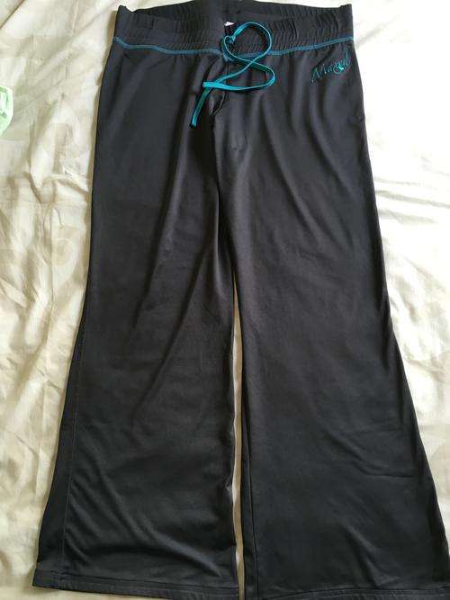 REDUCED TO CLEAR : 75% OFF SUMMER RUNNING PANTS