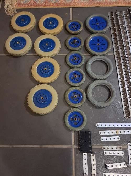 Meccano parts
