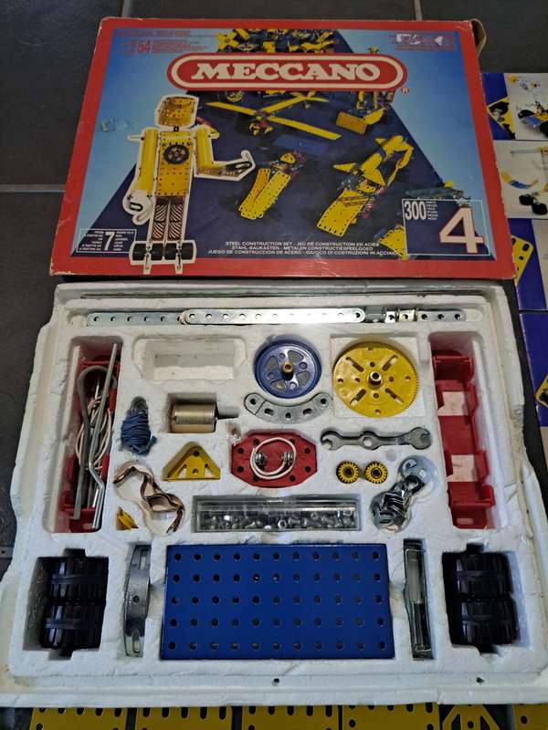 Meccano set