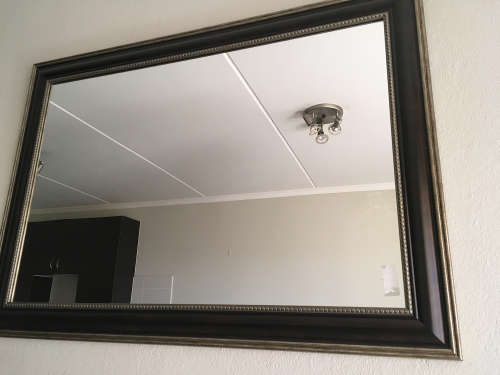MODERN MIRROR