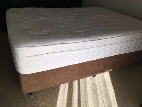 COMFORTABLE BED!
