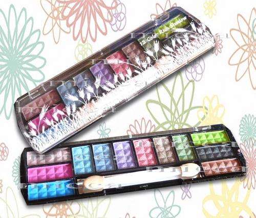Fill a Beauty Bag  Eyeshadow Role Rose 2