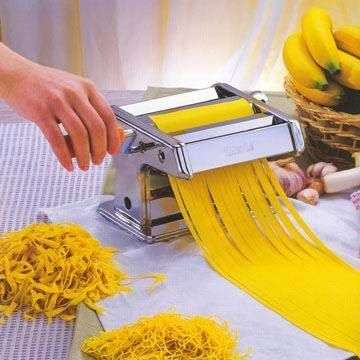 MAKE YOUR OWN PASTA !! Pasta Machine