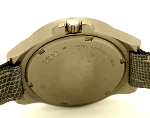 Seiko . Titanium. (Pilots Glow in the dark Luminous Dial)