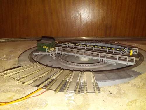 Fleishmann turntable