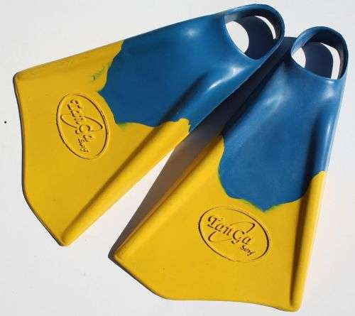 Tango Natural Rubber Fins : Small (UK5)