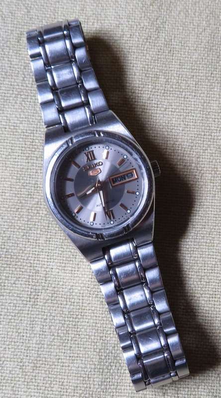 Seiko Ladies Stainless Steel Automatic Watch - no battery needed