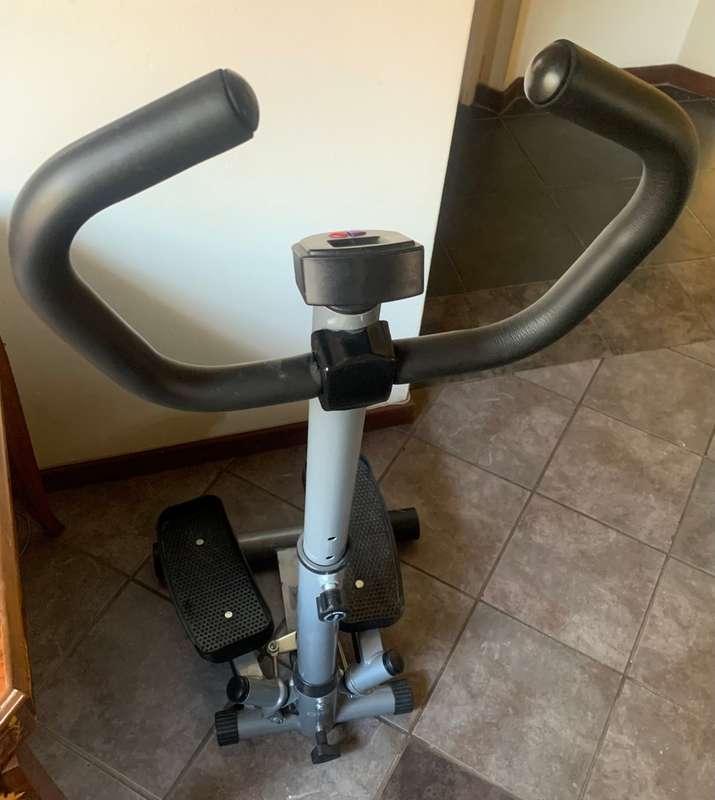 Treadmills OTG Twist Stepper Elite was listed for 699.00 on 9 Jun at 15 01 by JosLoc5916 in Johannesburg ID 615784714