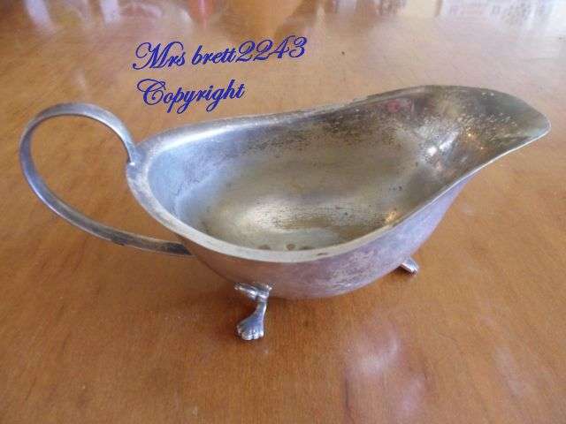 Vintage Gravy Dish Stamped Yeoman Plate Made In England ~ R1 START