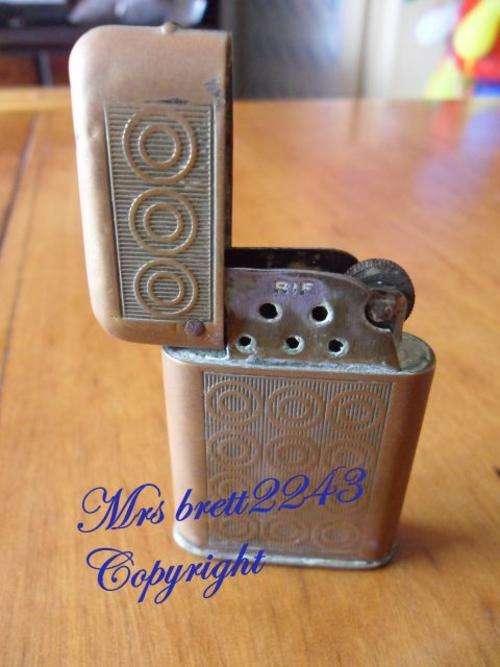 Collectable RIF Stamped Lighter