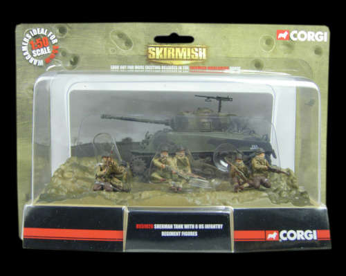 Sherman tank with US GI riders, 6 figures in total