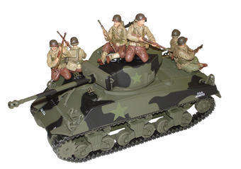 Sherman tank with US GI riders, 6 figures in total