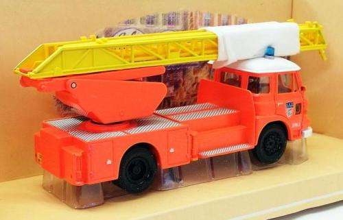 `Fire Engine`  Saviem JL Grande Echelle Sapeurs Seine