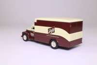 Schlitz Beer Diamond T620, Box Van, (US Road Transport)
