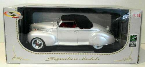 1939 Lincoln Zephyr Convertible Pearl white