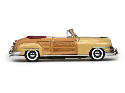 Chrysler Town and Country1948 Beige w/Woodgrain