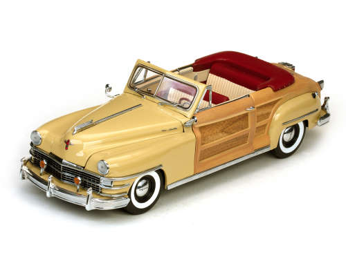 Chrysler Town and Country1948 Beige w/Woodgrain