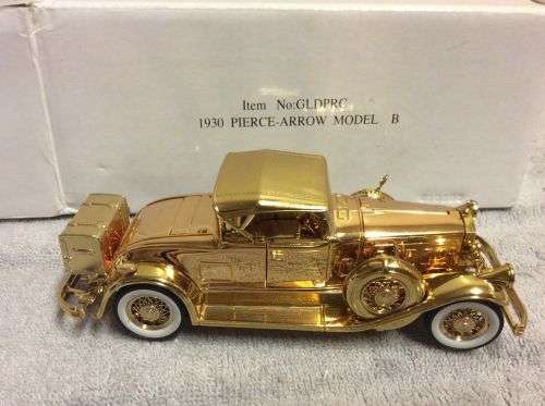 1930 Pierce Arrow Model B  (Gold Plated series)