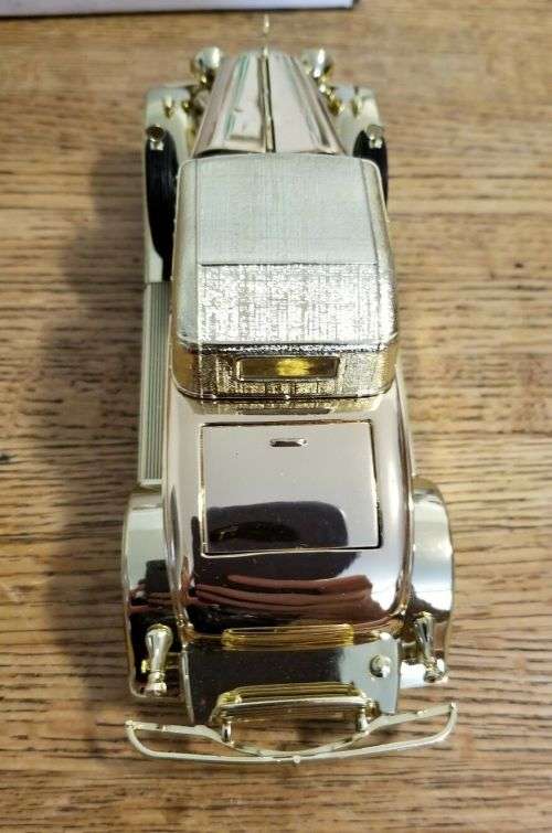 1932 Lincoln Roadster,  (Gold Plated series)